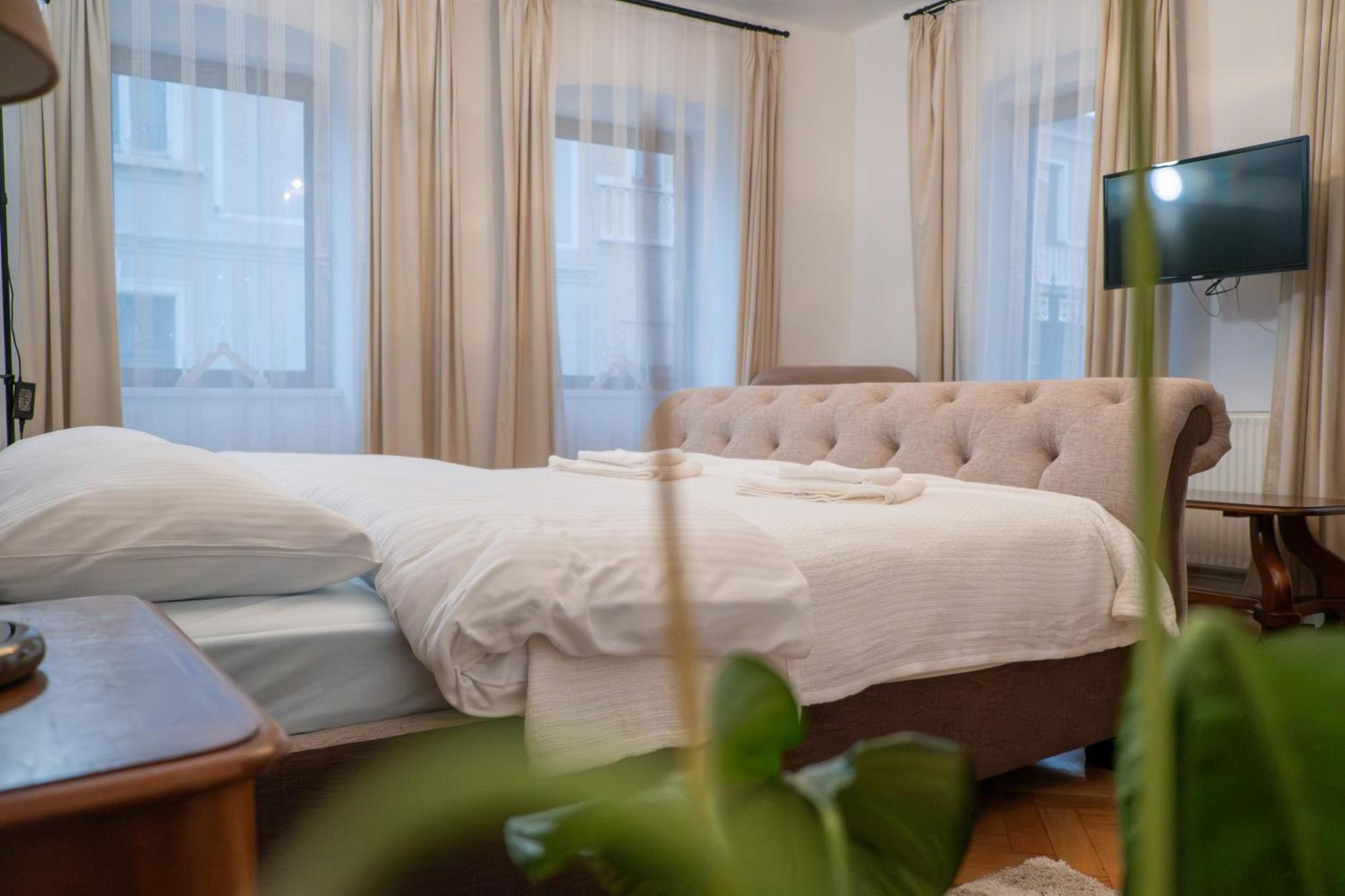 Casa Puscariu Apartman Brassó Kültér fotó